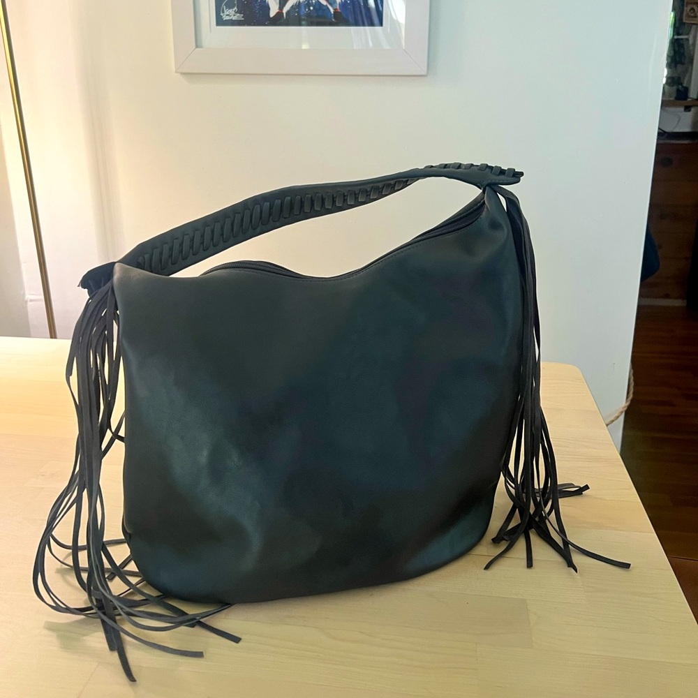 Purse, light grey PU leather with tassels